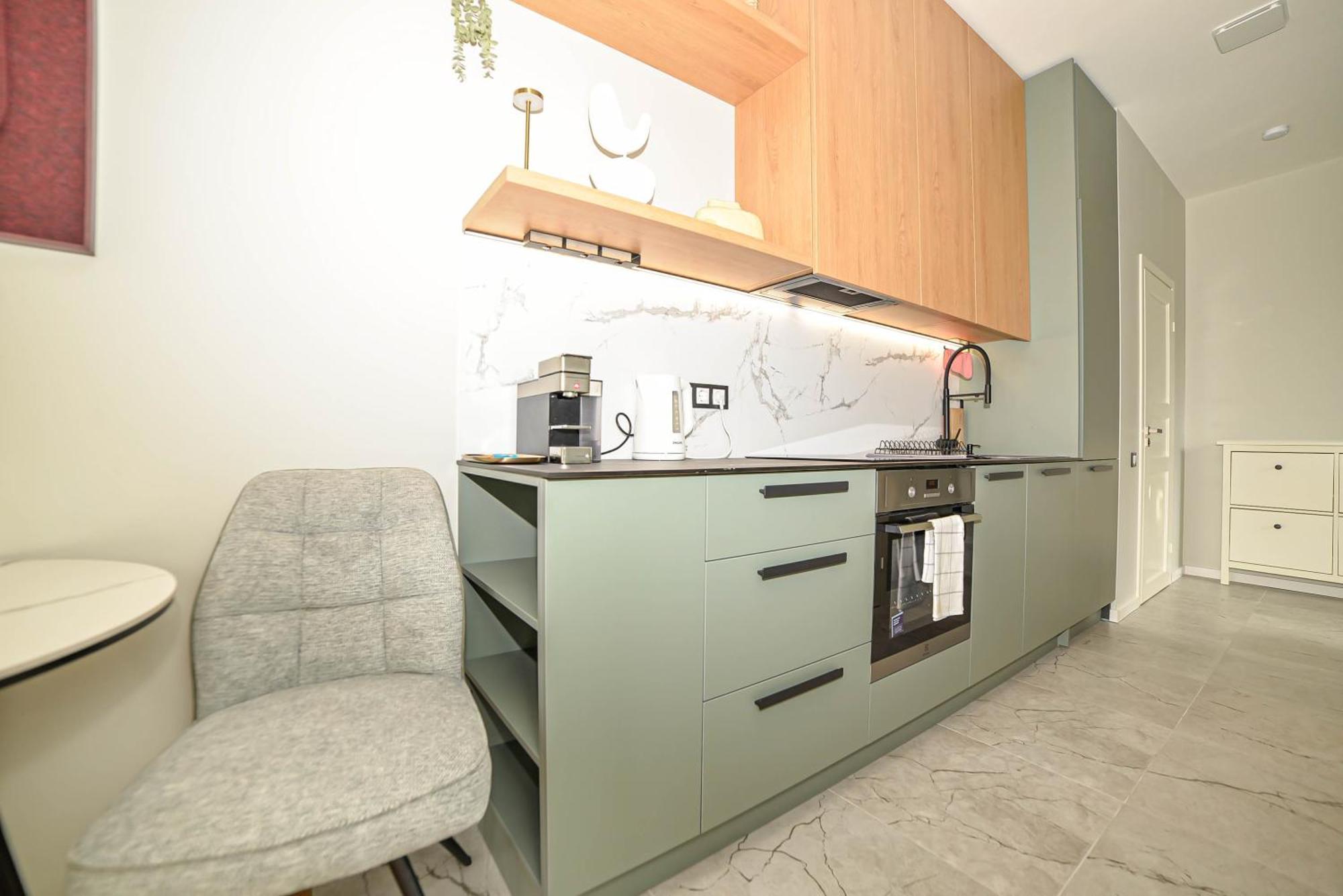 Апартаменти Homly S22 *